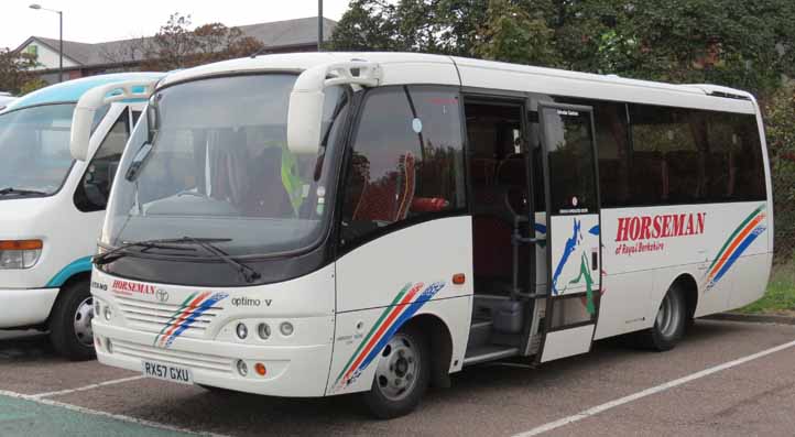 Horseman Toyota Coaster Caetano Optimo V RX57GXU
